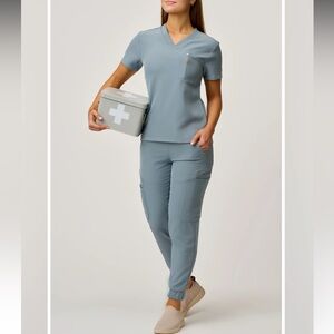LUUNA scrubs Astra set